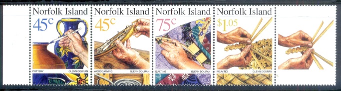 E382- Norfolk Island 1999 Handicrafts.